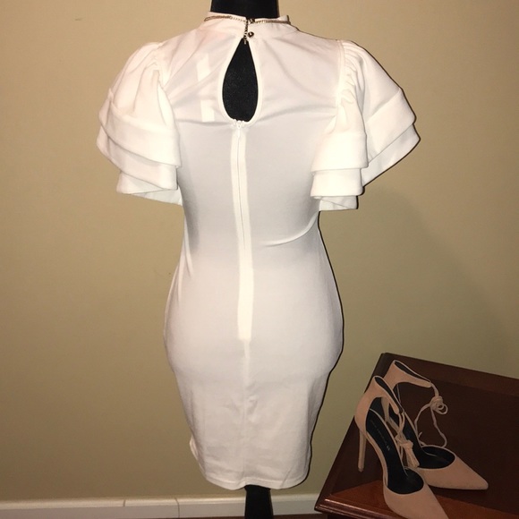 Ruffle Sleeve White Shift Dress Size:M - Picture 3 of 6